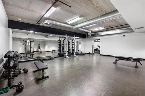 1003-311 Hargrave St, Winnipeg, MB 