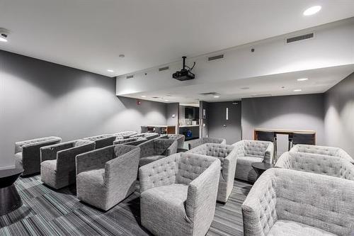 1003-311 Hargrave St, Winnipeg, MB 