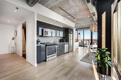 1003-311 Hargrave St, Winnipeg, MB 