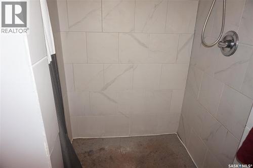 4452 Acadia Drive, Regina, SK - Indoor Photo Showing Bathroom