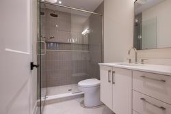 Salle de bains attenante à la CCP - 