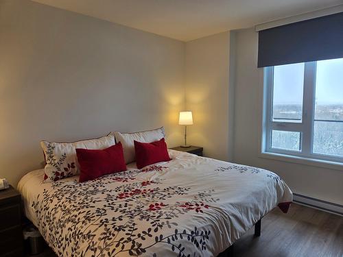 Primary bedroom - 1007-4775 Rue Gertrude-Roy, Québec (Les Rivières), QC - Indoor Photo Showing Bedroom
