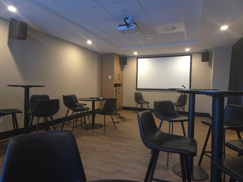 Conference room - 1007-4775 Rue Gertrude-Roy, Québec (Les Rivières), QC - Indoor Photo Showing Other Room