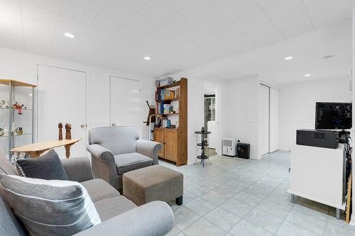 Salle familiale - 815 Rue Timothée-Kimber, Saint-Eustache, QC - Indoor Photo Showing Other Room