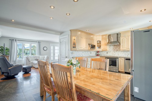 Vue d'ensemble - 178 Rue St-Germain, Saint-Hugues, QC - Indoor