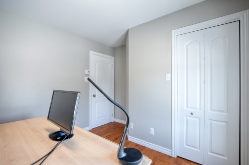 Chambre à coucher - 178 Rue St-Germain, Saint-Hugues, QC - Indoor Photo Showing Office