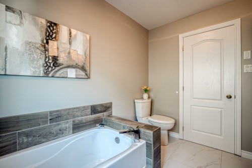 Salle de bains - 178 Rue St-Germain, Saint-Hugues, QC - Indoor Photo Showing Bathroom