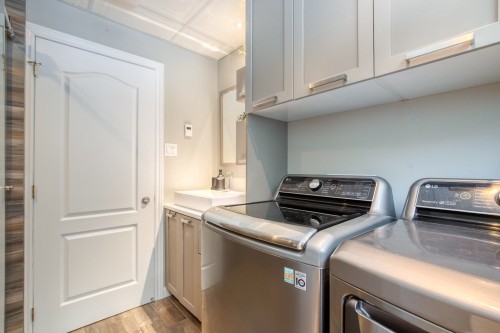Salle de bains - 178 Rue St-Germain, Saint-Hugues, QC - Indoor Photo Showing Laundry Room