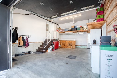 Autre - 178 Rue St-Germain, Saint-Hugues, QC - Indoor Photo Showing Garage