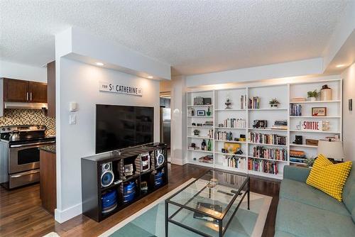 211-108 Chandos Ave, Winnipeg, MB 