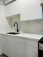 4 - 2961 LAKESHORE BOULEVARD W  Toronto, ON M8V 1Y5