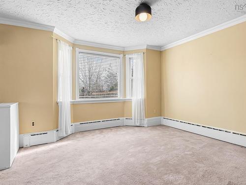 4 Harris Road, Dartmouth, NS 