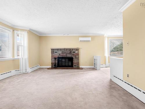 4 Harris Road, Dartmouth, NS 