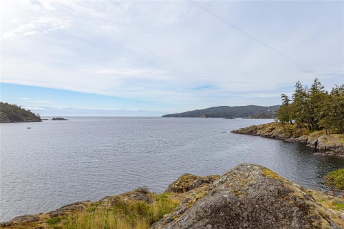 817 Sunset Pt, Sooke, BC 
