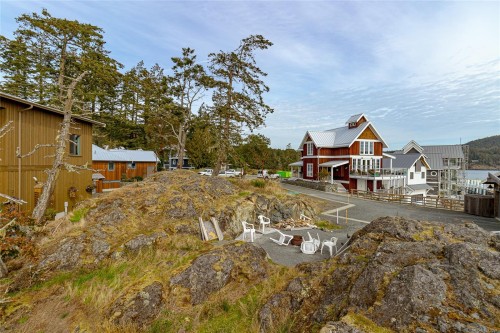 817 Sunset Pt, Sooke, BC 