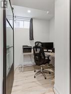 lower level ensuite - 