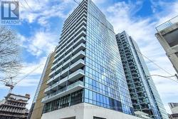 1613 - 210 SIMCOE STREET  Toronto, ON M5T 2W5