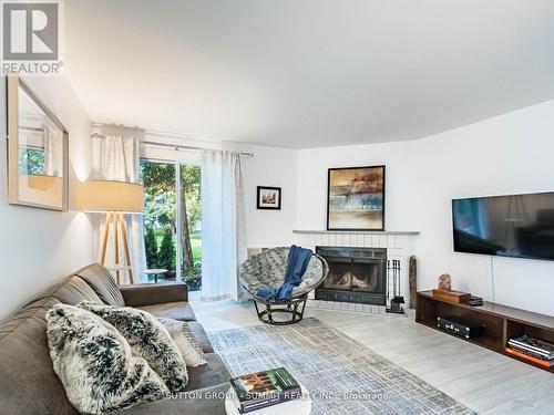 811 - 95 TRAILWOOD DRIVE  Mississauga, ON L4Z 3L2