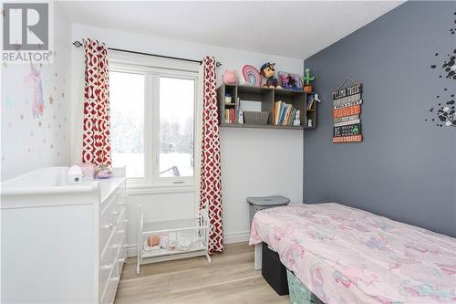 903 Rabbit Trail, Warren, ON - Indoor Photo Showing Bedroom