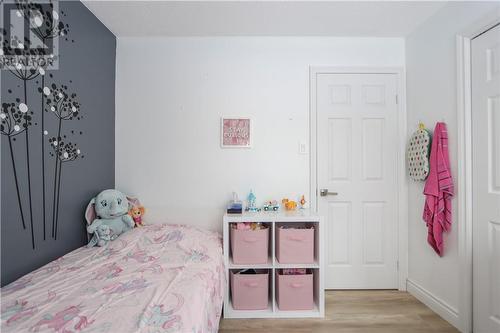 903 Rabbit Trail, Warren, ON - Indoor Photo Showing Bedroom