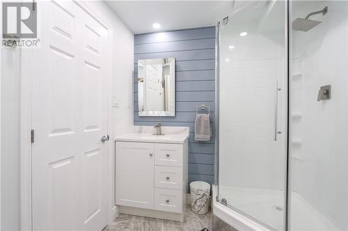903 Rabbit Trail, Warren, ON - Indoor Photo Showing Bathroom