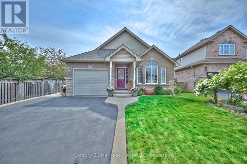 222 DORCHESTER DRIVE  Grimsby (Grimsby East), ON L3M 5K8