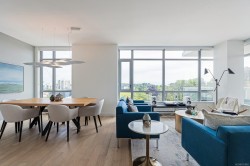 904-838 Broughton St  Victoria, BC V8W 1E4