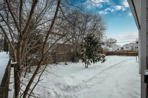 210 Yale Ave, Winnipeg, MB 