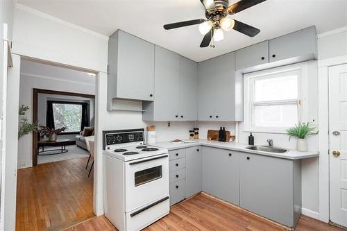 210 Yale Ave, Winnipeg, MB 