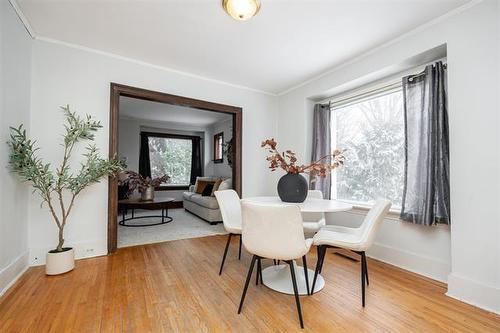 210 Yale Ave, Winnipeg, MB 