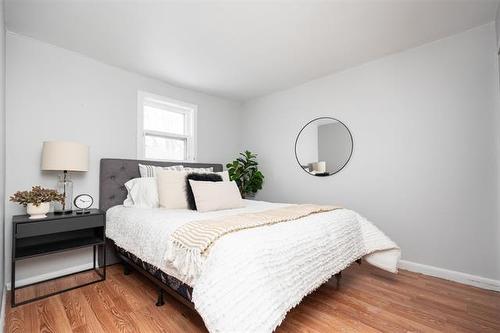 210 Yale Ave, Winnipeg, MB 