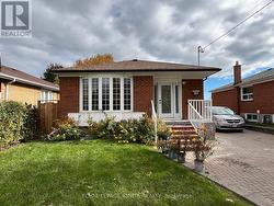 UPPER - 783 SCARBOROUGH GOLF CLUB ROAD  Toronto, ON M1G 1H9