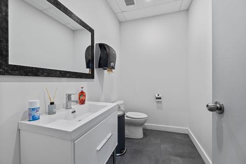 Bathroom - 8-10410 Boul. Gouin O., Montréal (Pierrefonds-Roxboro), QC - Indoor Photo Showing Bathroom