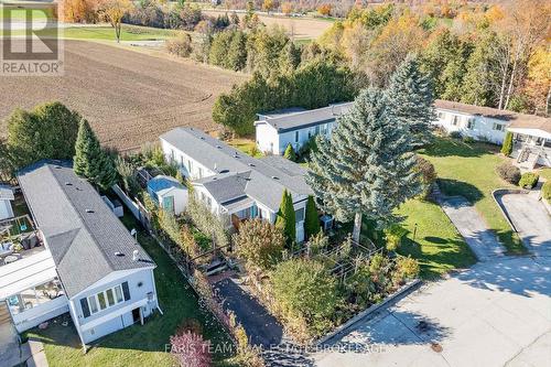 13 SUNRISE CIRCLE  Bradford West Gwillimbury, ON L3Z 2A5