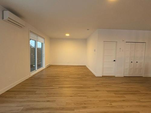 Overall view - 301-85 Rue Janine-Sutto, Cowansville, QC - Indoor Photo Showing Other Room