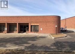 1 - 112 BASALTIC ROAD  Vaughan, ON L4K 1G6