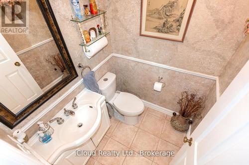 12 Neville Crescent, Brampton, ON - Indoor Photo Showing Bathroom