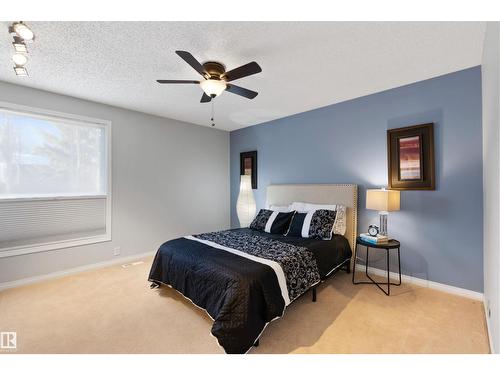 40 Windsor Cr, St. Albert, AB - Indoor Photo Showing Bedroom
