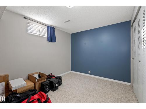 40 Windsor Cr, St. Albert, AB - Indoor Photo Showing Other Room