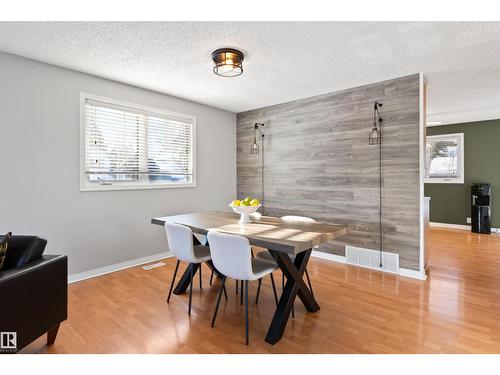 40 Windsor Cr, St. Albert, AB - Indoor Photo Showing Dining Room