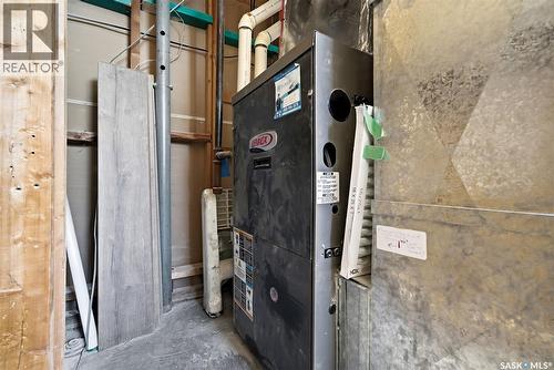 96 Bobolink Bay, Regina, SK - Indoor Photo Showing Basement