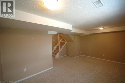 157 Shadow Wood Court, Waterloo, ON - Indoor Photo Showing Other Room