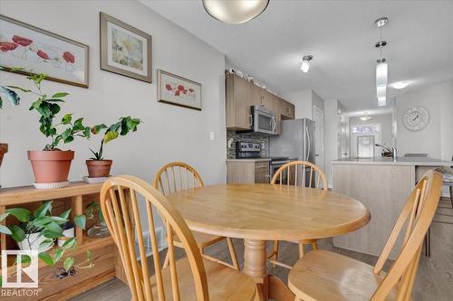 745 Eagleson Cr Nw, Edmonton, AB - Indoor Photo Showing Dining Room