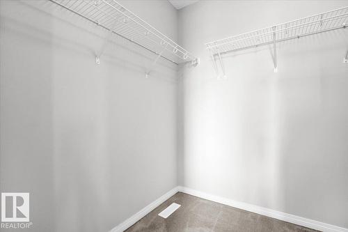 745 Eagleson Cr Nw, Edmonton, AB - Indoor With Storage