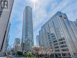 4604 - 180 UNIVERSITY AVENUE  Toronto, ON M5H 0A2