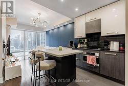 1504 - 8 THE ESPLANADE  Toronto, ON M5E 0A6