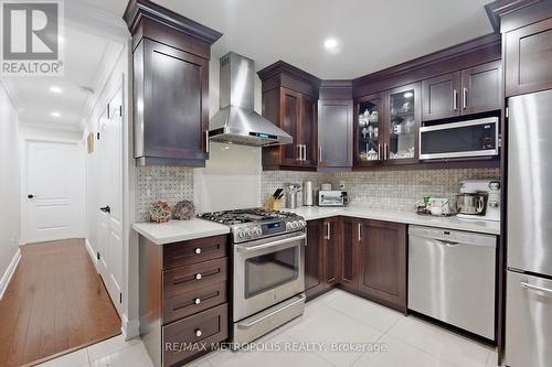 64 Mandel Crescent, Richmond Hill, ON - Indoor Photo Showing Kitchen