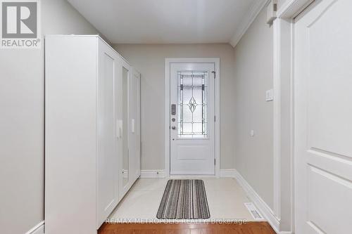 64 Mandel Crescent, Richmond Hill, ON - Indoor Photo Showing Other Room