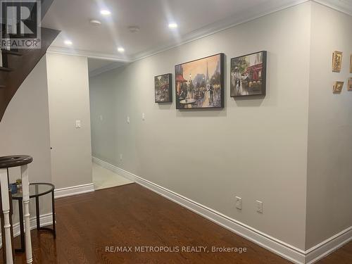 64 Mandel Crescent, Richmond Hill, ON - Indoor Photo Showing Other Room
