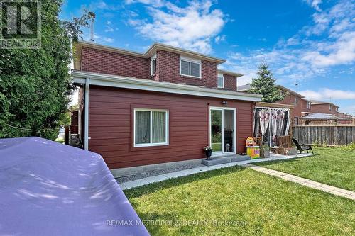 64 Mandel Crescent, Richmond Hill, ON - Outdoor